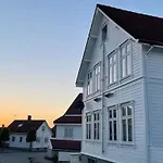 아파트 Bjorn's Sanctuary - City Center