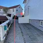 Bjorn's Sanctuary - City Center * 스타방에르
